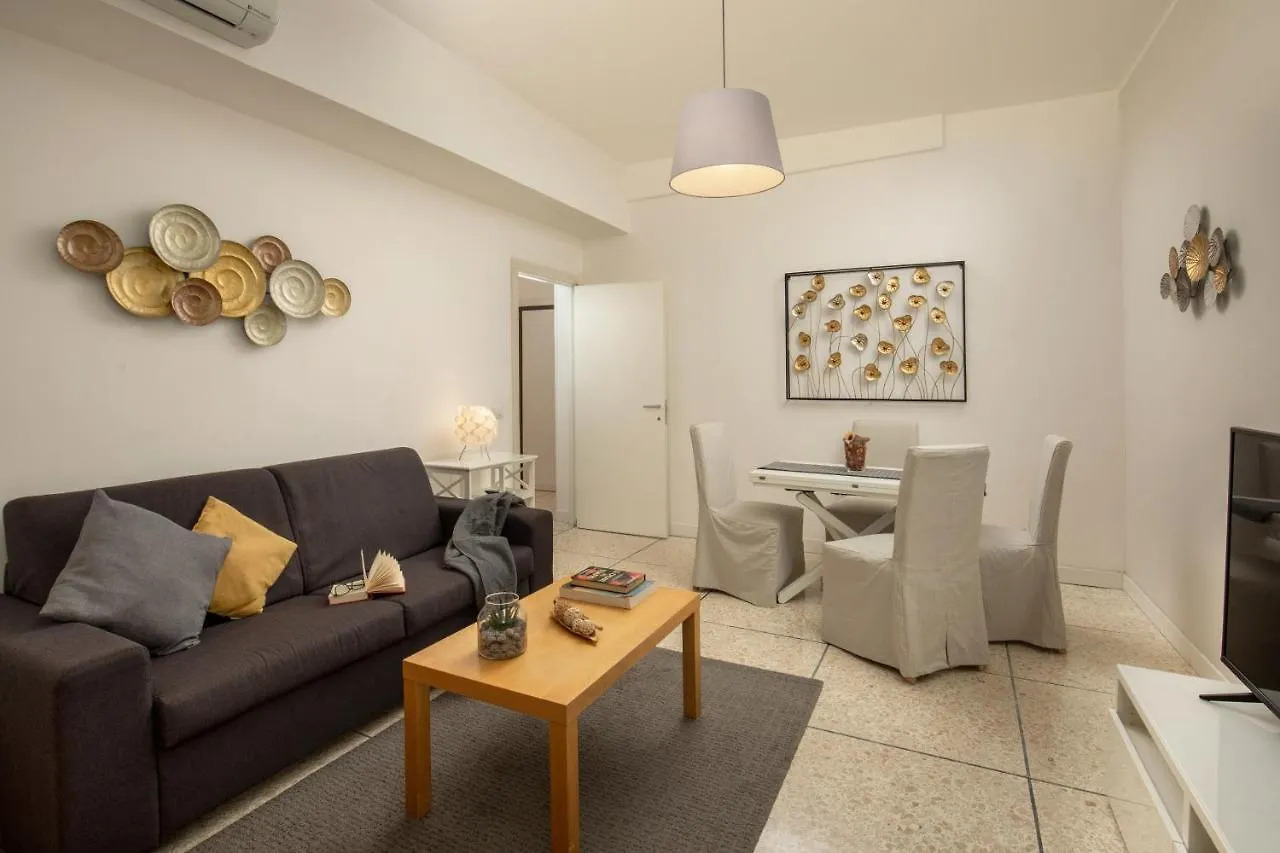Apartment Vatican 84 Rome